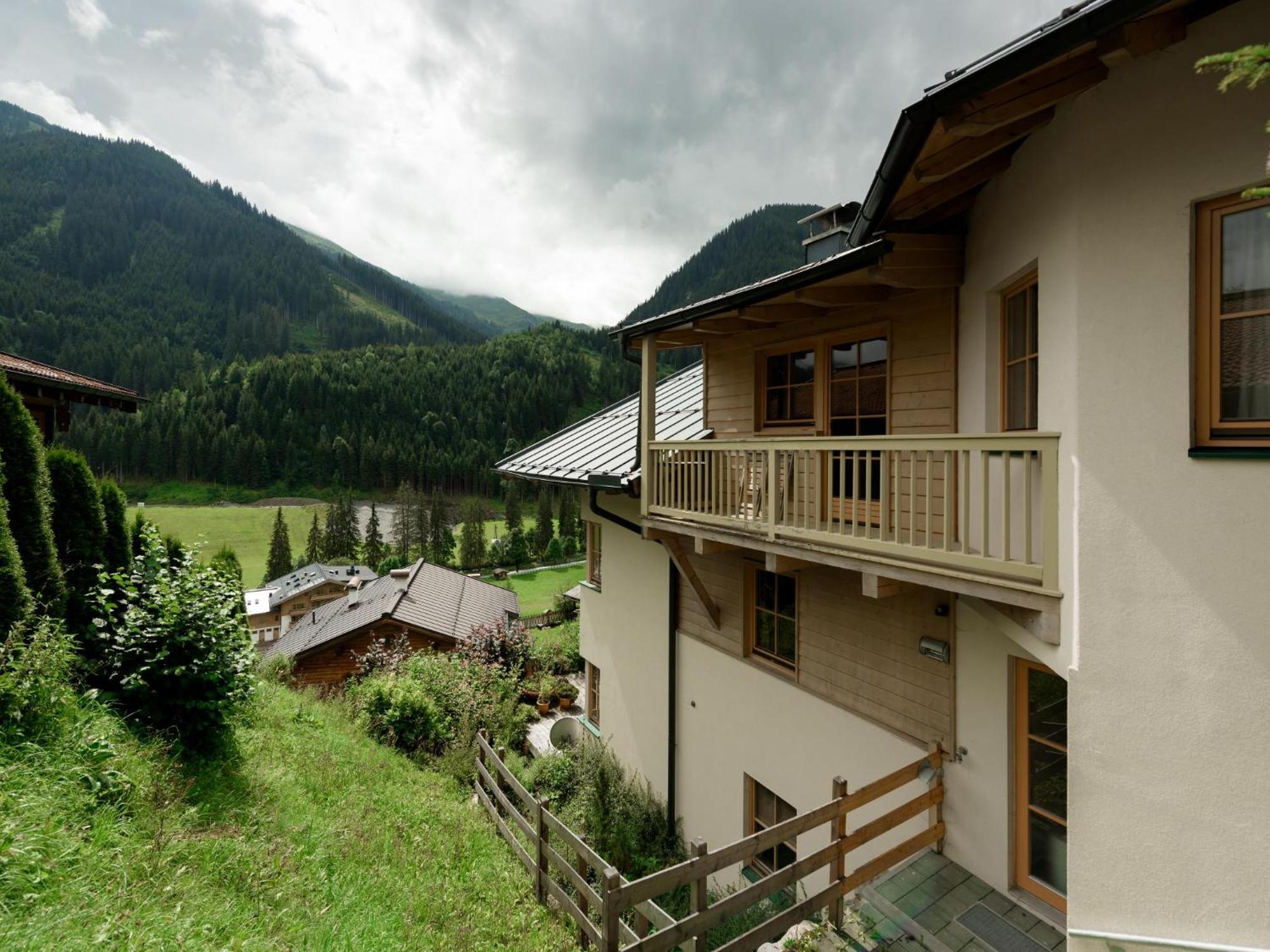 Chalet Sanna Hinterlengau ザールバッハ・ヒンターグレム エクステリア 写真